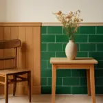 Cosa cambia con una boiserie in ceramica colorata rispetto al legno? Il plus decorativo e pratico